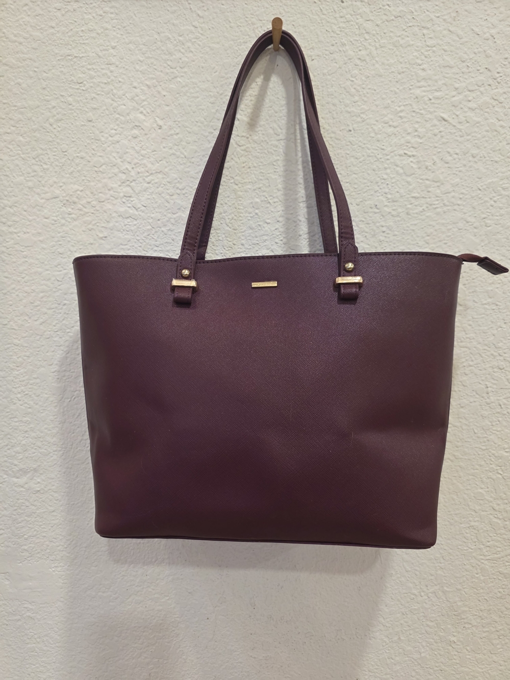 Lovevook handbag In Burgundy